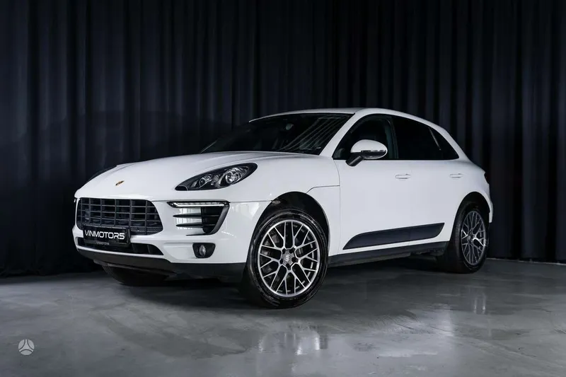 Porsche Macan - 1