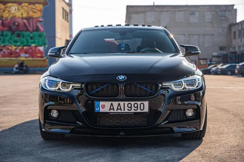 BMW 320 - 1