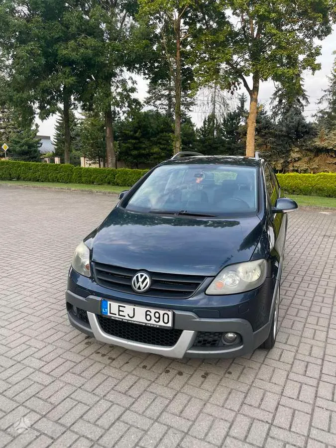 Volkswagen Golf Plus Cross - 1