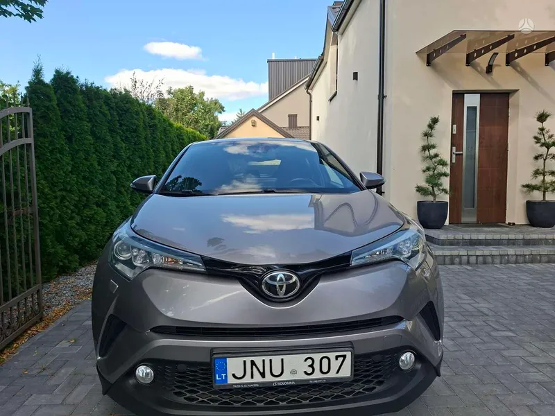 Toyota C-HR - 1