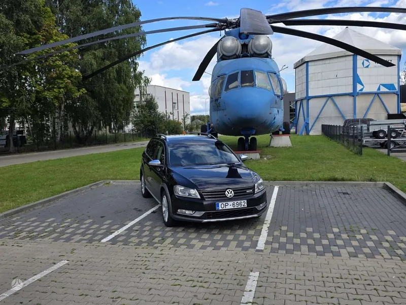 Volkswagen Passat Alltrack - 1