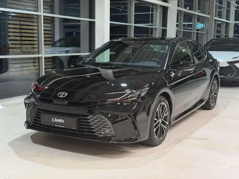 Toyota Camry - 1
