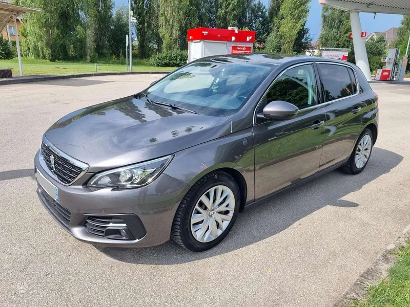 Peugeot 308 - 1