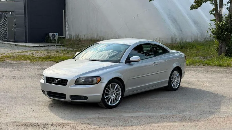 Volvo C70 - 1