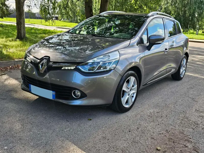 Renault Clio - 1
