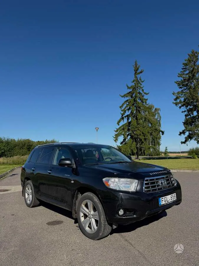 Toyota Highlander - 1