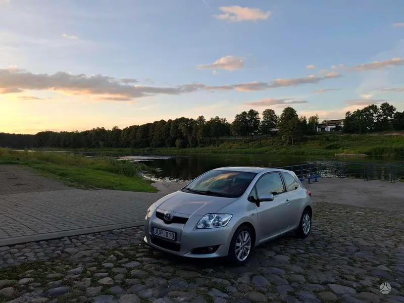 Toyota Auris - 1