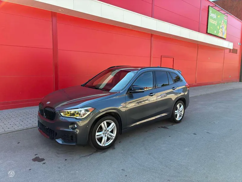BMW X1 - 1