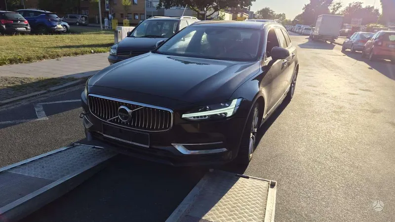 Volvo Volvo V90