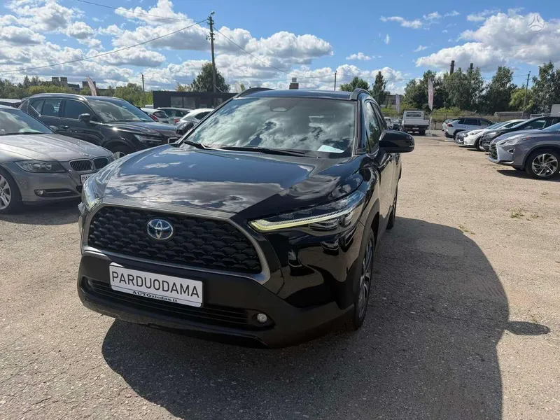 Toyota Corolla Cross - 1