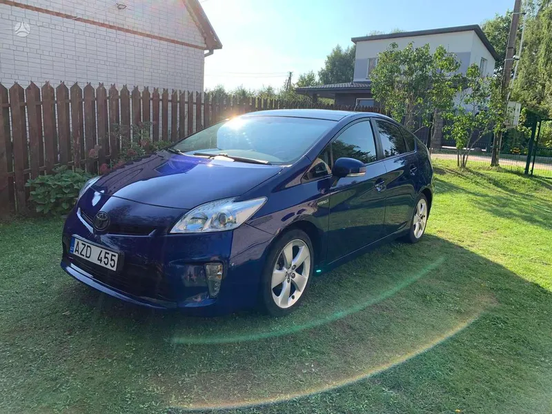 Toyota Prius - 1
