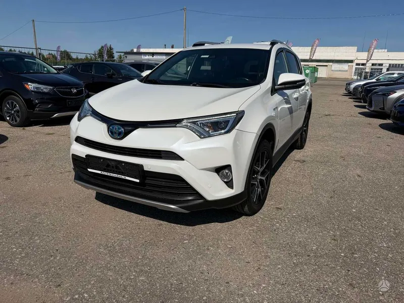 Toyota RAV4 - 1