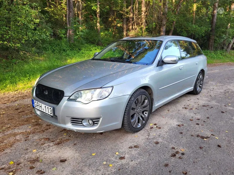 Subaru Legacy - 1