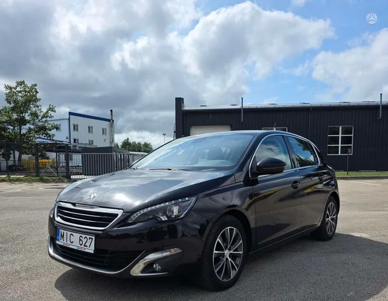 Peugeot 308 - 1