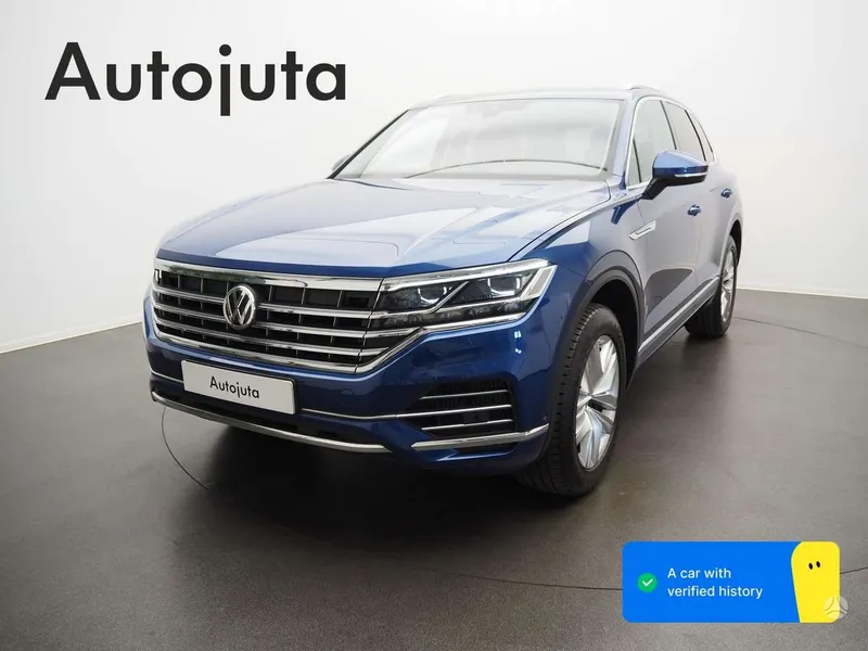 Volkswagen Touareg - 1
