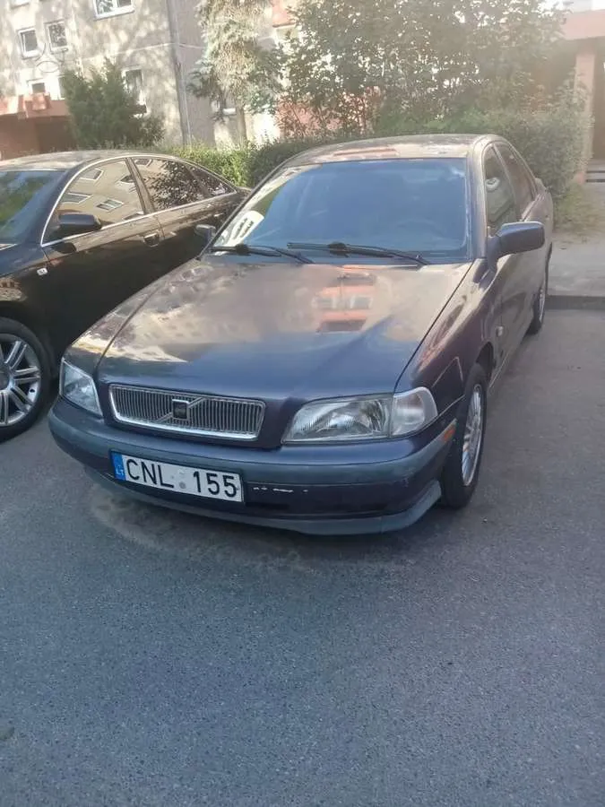 Volvo S40 - 1