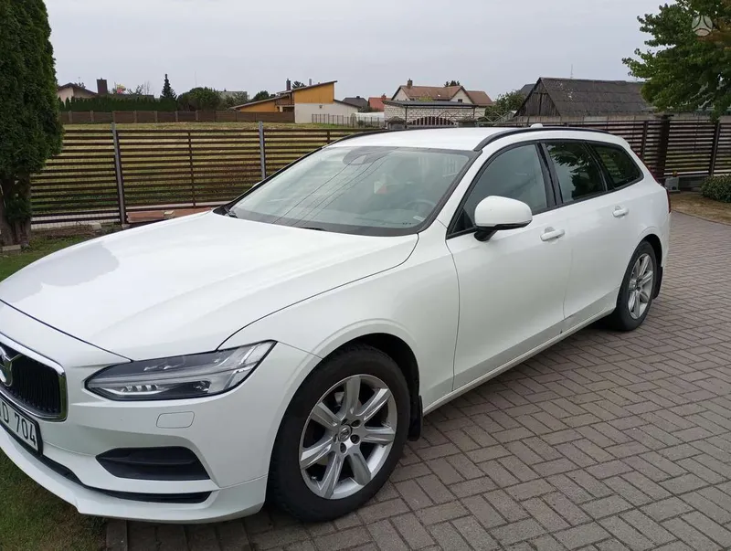 Volvo Volvo V90