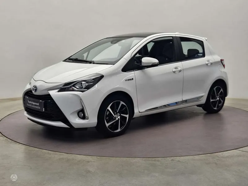 Toyota Yaris - 1