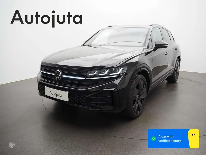 Volkswagen Touareg - 1
