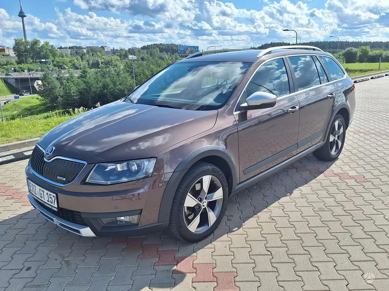 Škoda Octavia Scout - 1