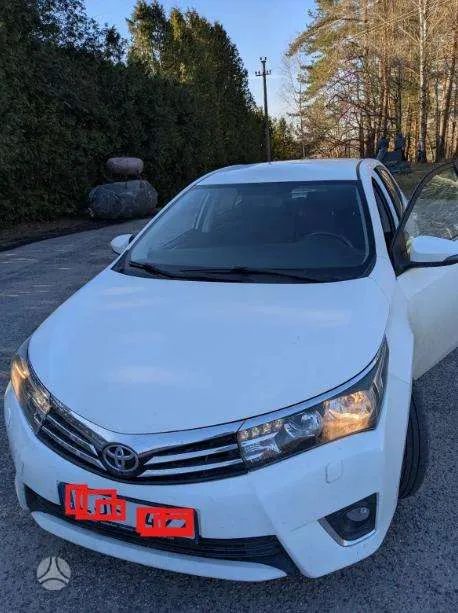 Toyota Corolla - 1