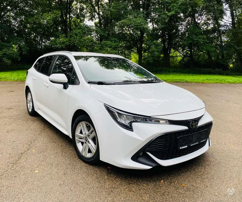 Toyota Corolla - 1