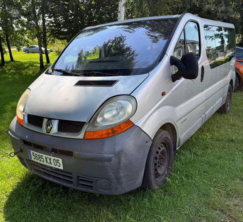 Renault Trafic - 1