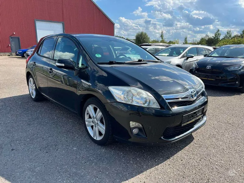 Toyota Auris - 1