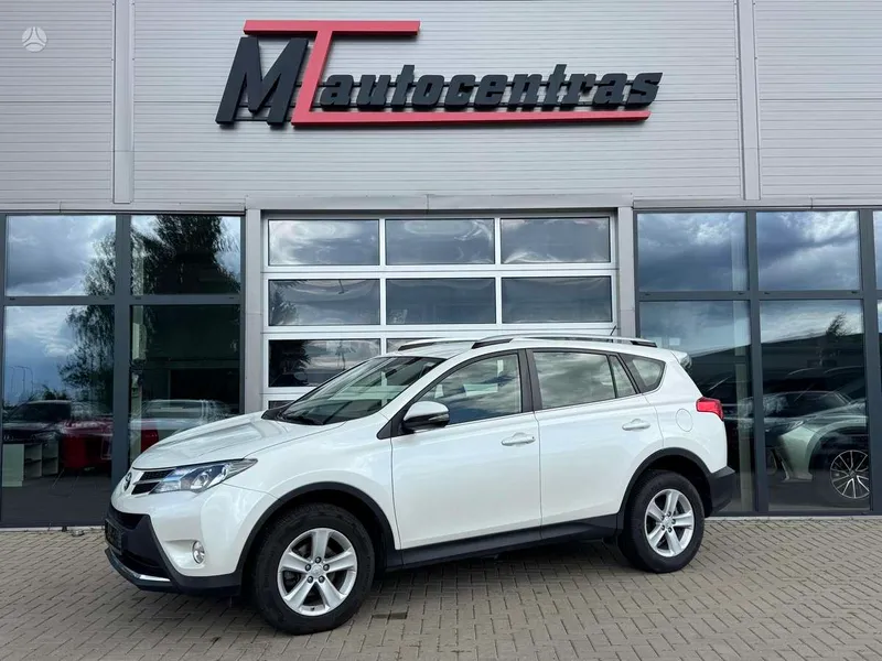 Toyota RAV4 - 1