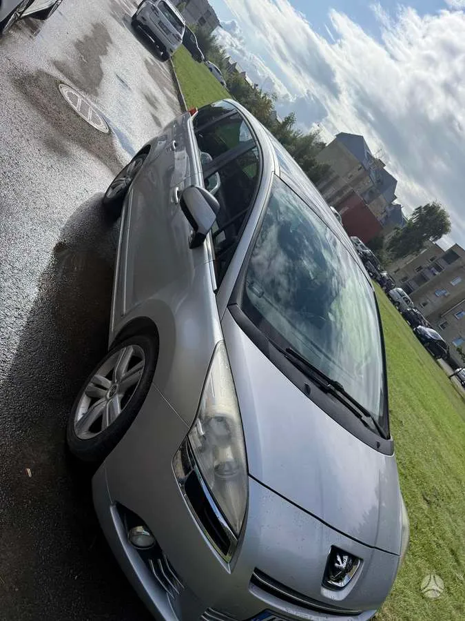 Peugeot Peugeot 5008