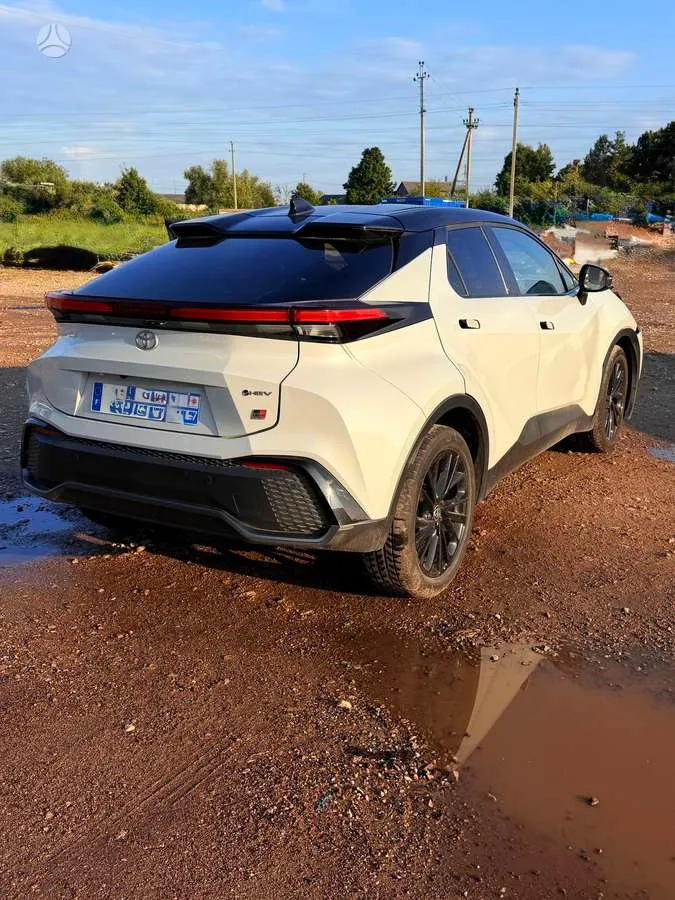 Toyota C-HR - 1