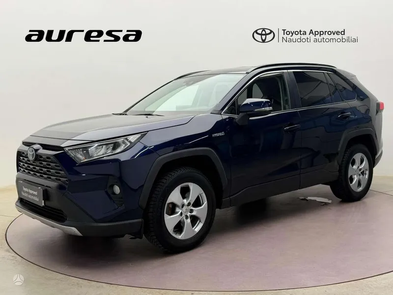 Toyota RAV4 - 1