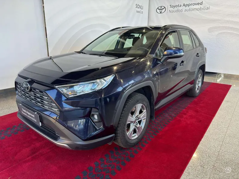 Toyota RAV4 - 1