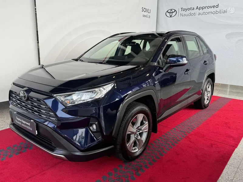 Toyota RAV4 - 1