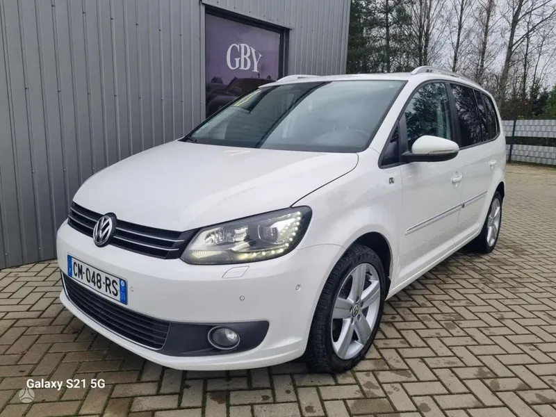 Volkswagen Touran - 1