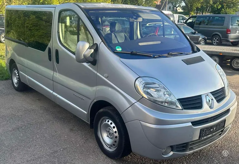 Renault Trafic - 1