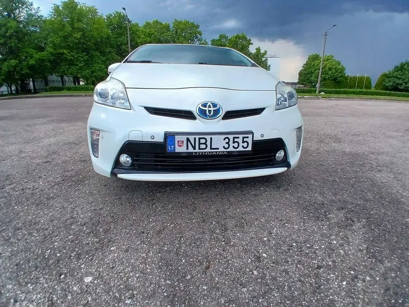 Toyota Prius - 1