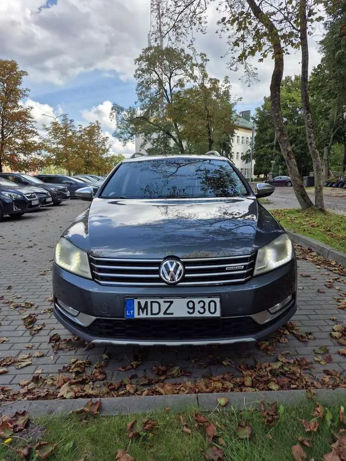 Volkswagen Passat Alltrack - 1