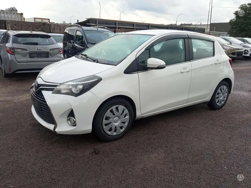 Toyota Yaris - 1