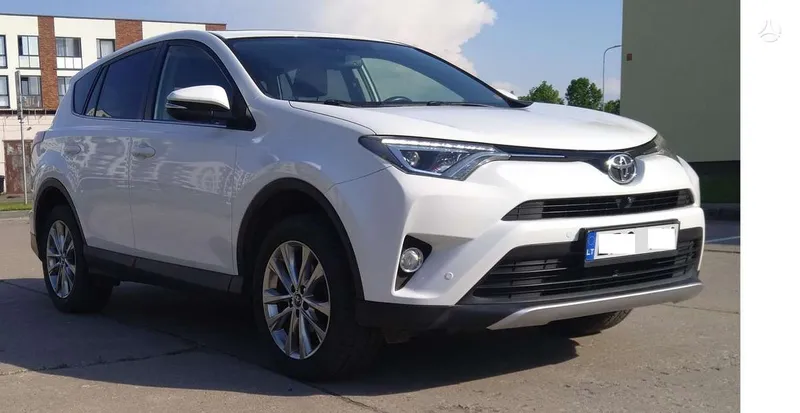 Toyota RAV4 - 1