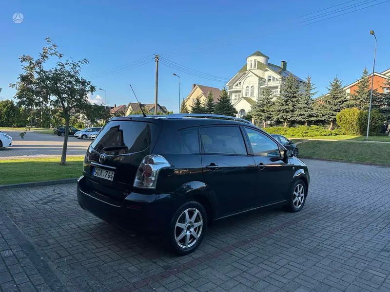 Toyota Corolla Verso - 1