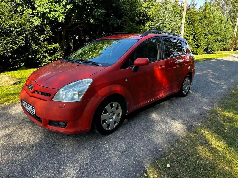Toyota Corolla Verso - 1