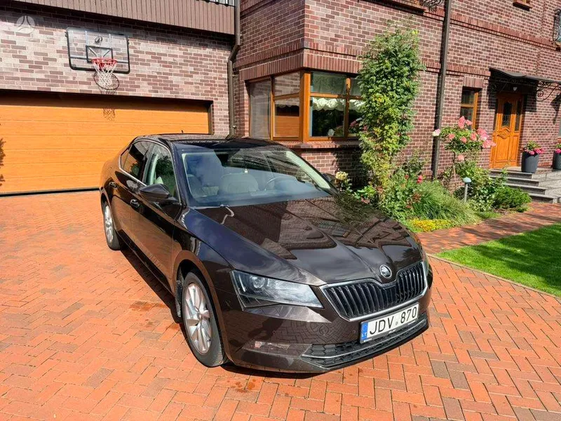 Škoda Superb - 1