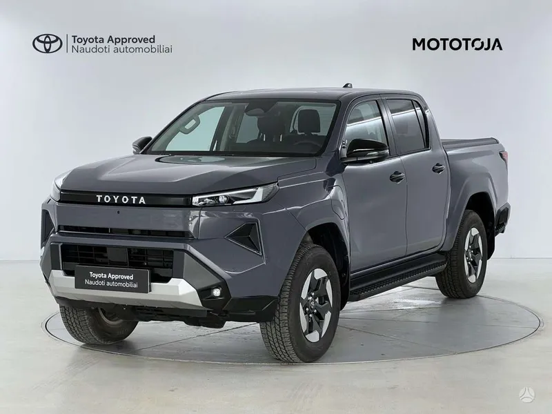 Toyota Hilux - 1