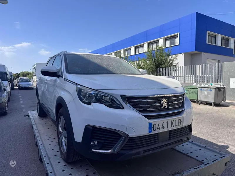 Peugeot 5008 - 1