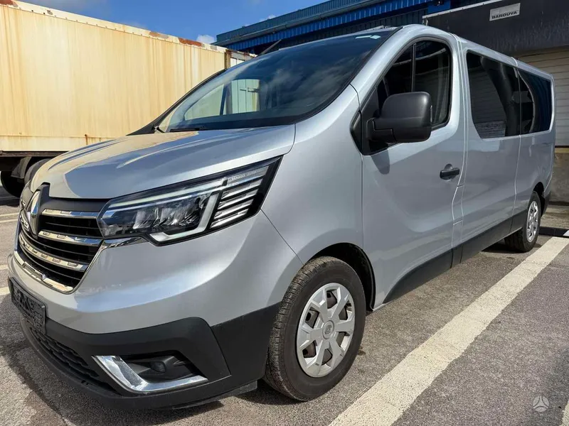 Renault Trafic - 1