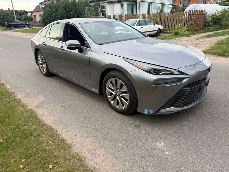 Toyota Toyota Mirai