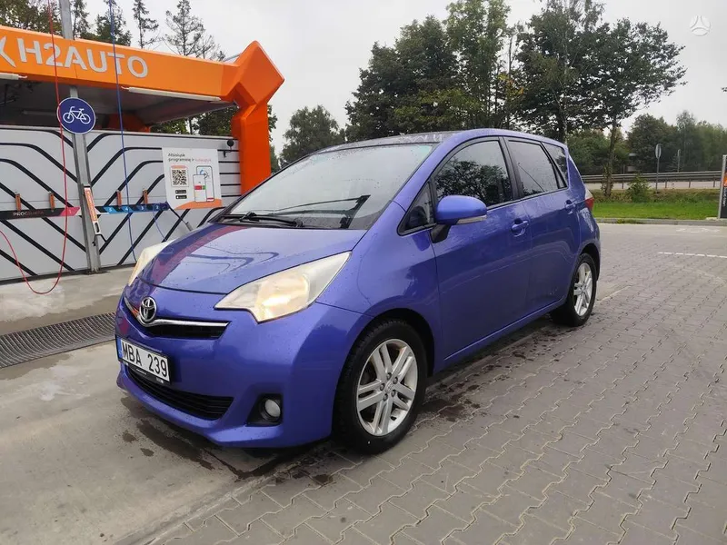 Toyota Toyota Verso-S