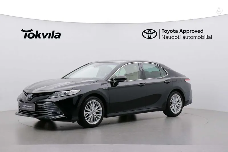 Toyota Camry - 1