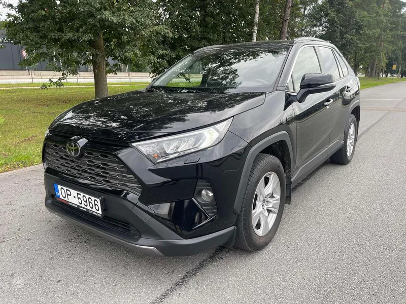 Toyota RAV4 - 1